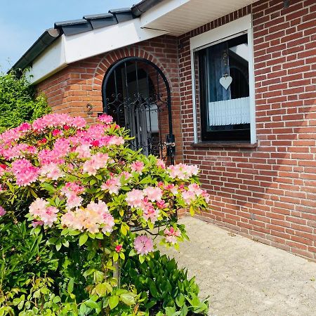 Ferienhaus An Der Kueste Im Luftkurort Hage Villa Luaran gambar